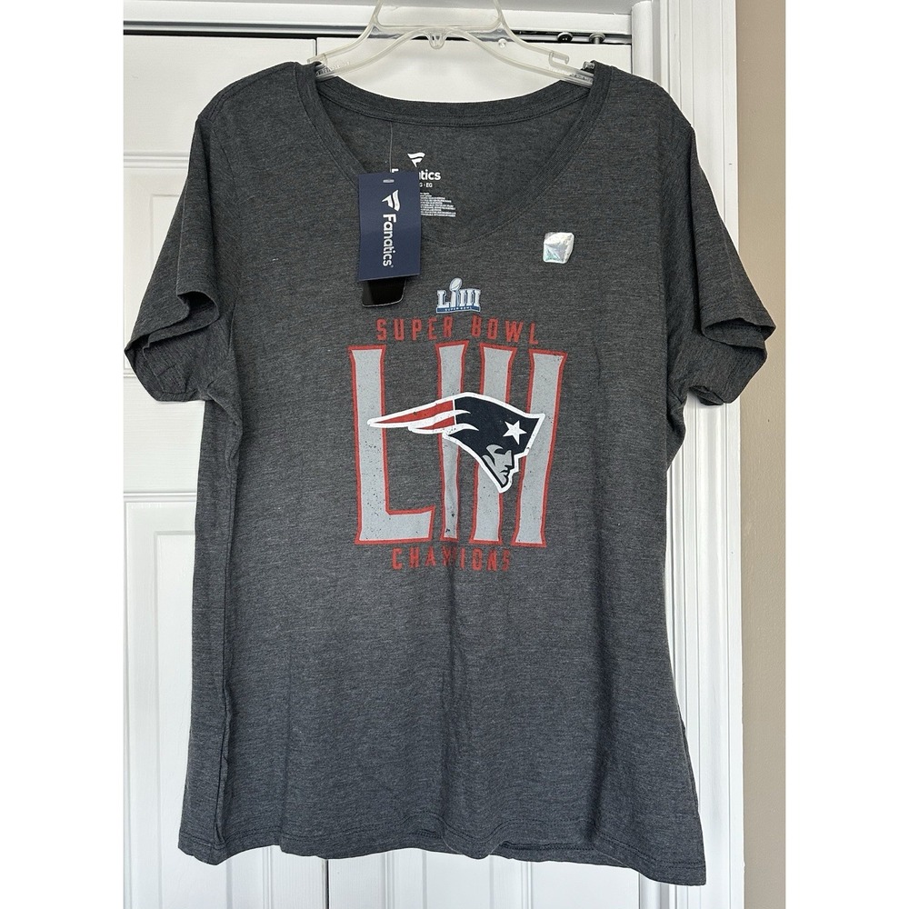 New England Patriots V-Neck T-Shirt ,Super Bowl LIII Champions, NFL, Women's XL